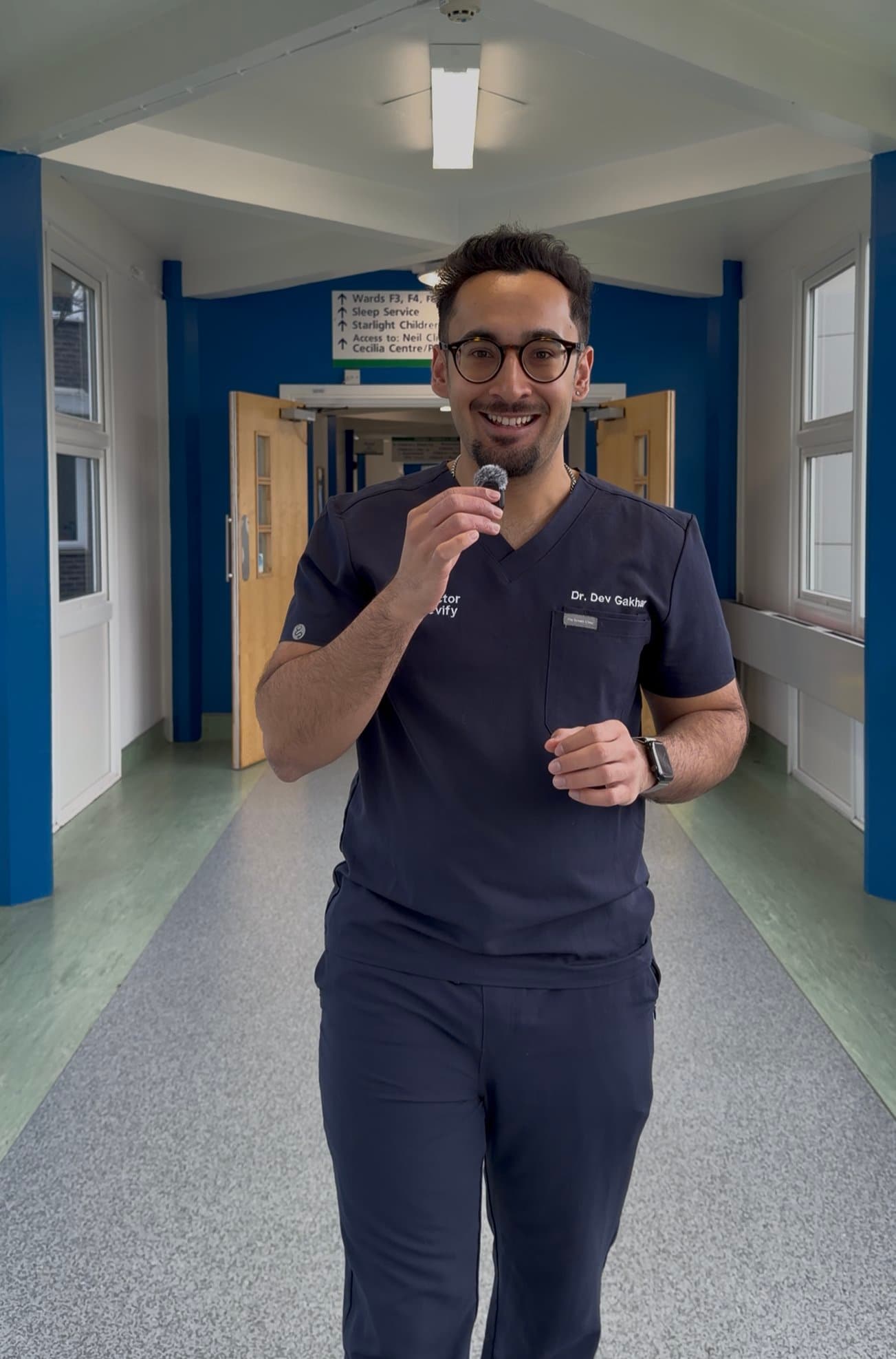 Dr Dev, Doctor